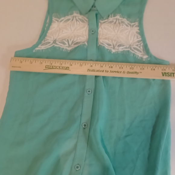 Rhapsody Women's Collared Tank with White Lace on Chest Button Up Front and Back - Picture 5 of 8